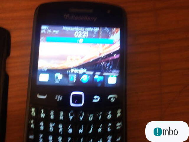 BlackBerry Curve 9360 Apollo - 1